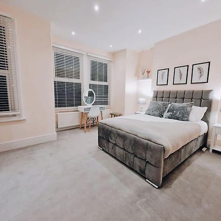 Double Room In Shared Flat Londra Esterno foto