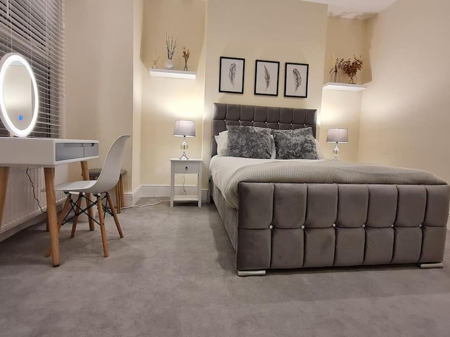 Double Room In Shared Flat Londra Esterno foto